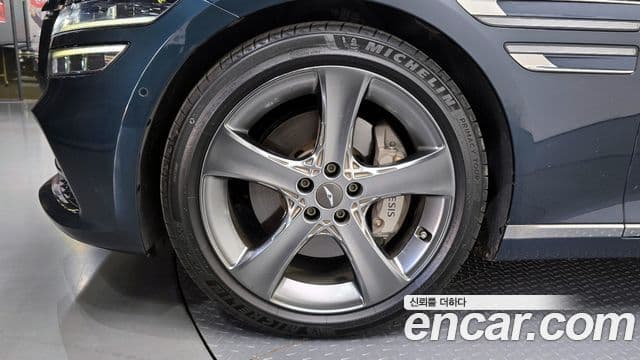 Genesis Electrified G80 2022 — Şəkil 5/20