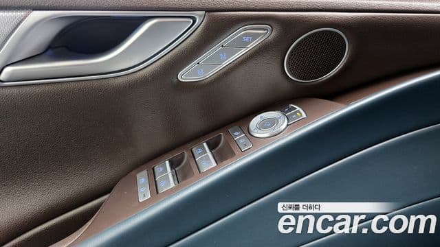 Genesis Electrified G80 2022 — Şəkil 18/20
