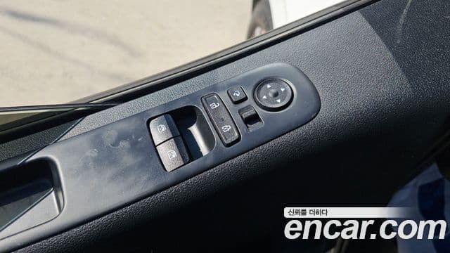 Hyundai Staria 2021 — Şəkil 13/20