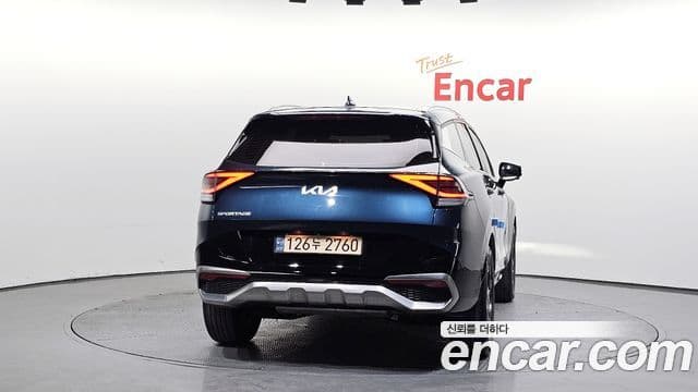 Kia Sportage 2021 — ფოტო 4/20