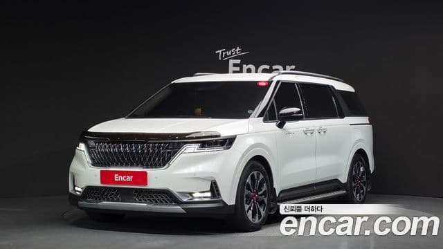 Kia Carnival 2021 — ფოტო 1/20