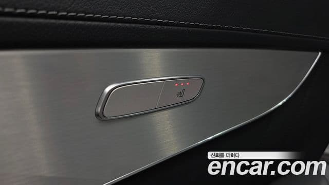Mercedes-Benz GLC-Class 2019 — ფოტო 19/20