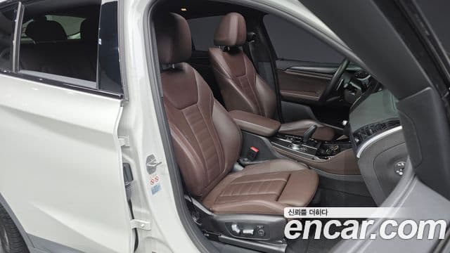 BMW X4 2020 — Фото 10/20