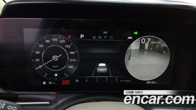 Kia Carnival 2021 — Фото 8/20