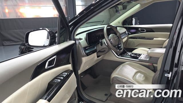Kia Carnival 2021 — Фото 10/20