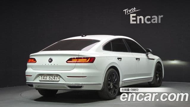 Volkswagen Arteon 2019 — Photo 17/20