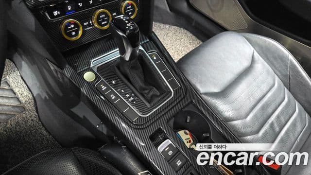 Volkswagen Arteon 2019 — Photo 2/20