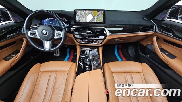 BMW 5 Series 2021 — ფოტო 7/20
