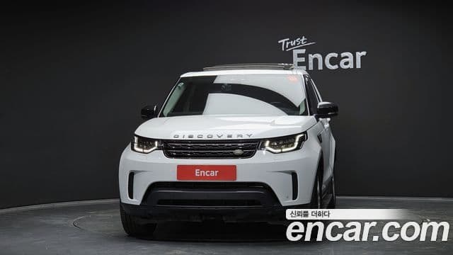 Land Rover Discovery 5 2018 — Şəkil 3/20