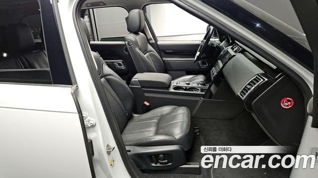 Land Rover Discovery 5 2018 — Şəkil 10/20