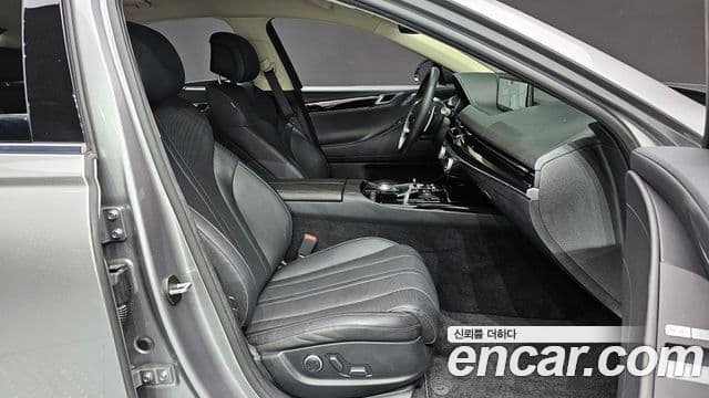 Genesis Electrified G80 2021 — ფოტო 10/20