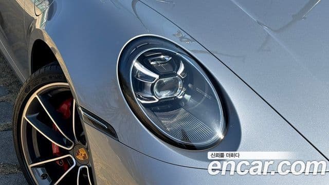 Porsche 911 2020 — ფოტო 5/20