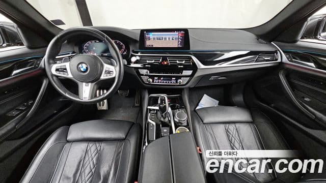 BMW 5 Series 2020 — Şəkil 7/20