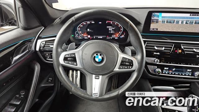 BMW 5 Series 2020 — Şəkil 13/20