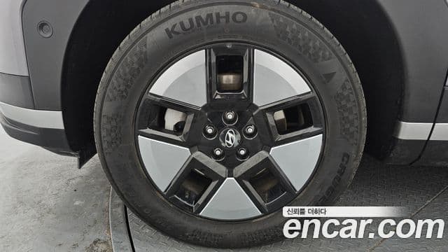 Hyundai Santa Fe 2024 — ფოტო 5/20
