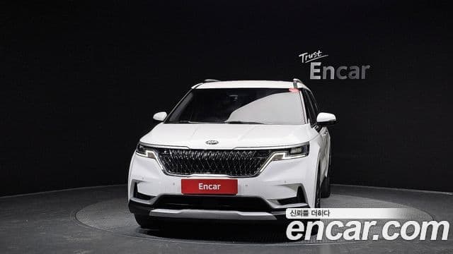 Kia Carnival 2021 — Фото 3/20