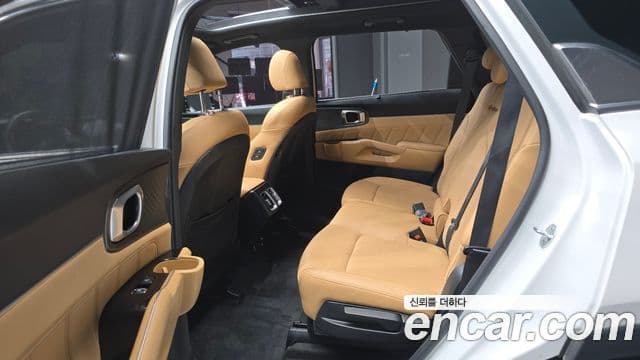 Kia Sorento 2021 — Şəkil 13/20