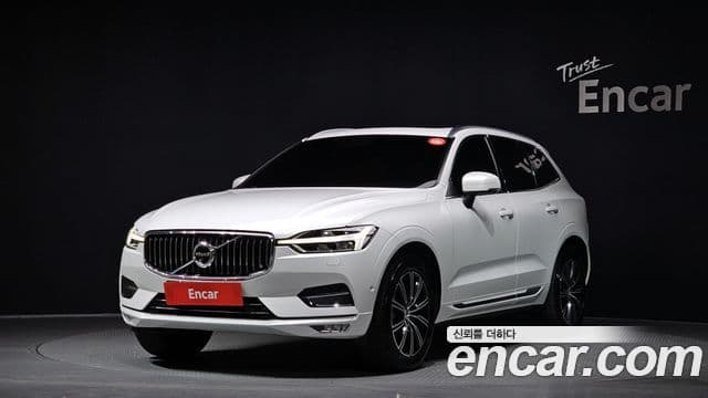 Volvo XC60 2018 — ფოტო 1/20