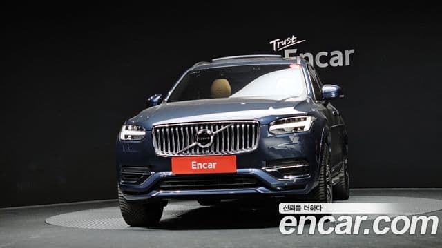 Volvo XC90 2020 — ფოტო 3/20