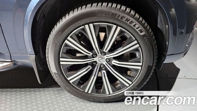 Volvo XC90 2020 — фото 5 из 20