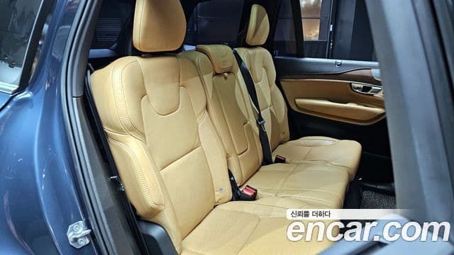Volvo XC90 2020 — ფოტო 12/20