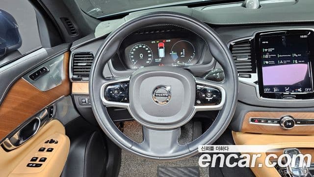 Volvo XC90 2020 — фото 13 из 20