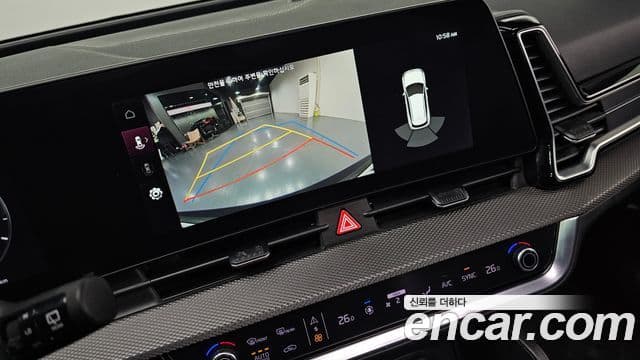 Kia Sportage 2021 — ფოტო 16/20