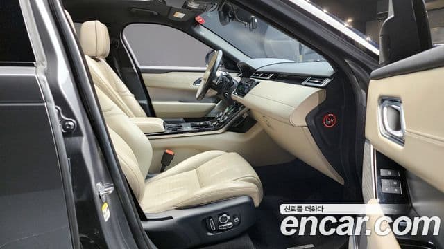 Land Rover Range Rover Velar 2018 — Фото 10/20