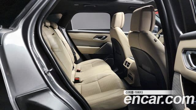 Land Rover Range Rover Velar 2018 — Фото 12/20