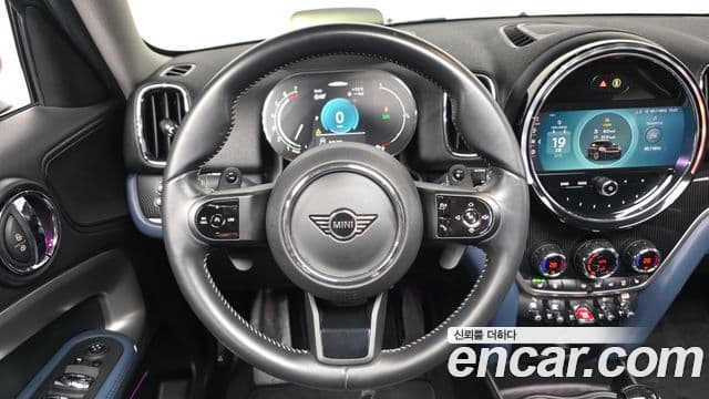Mini Cooper S Countryman 2022 — ფოტო 13/20