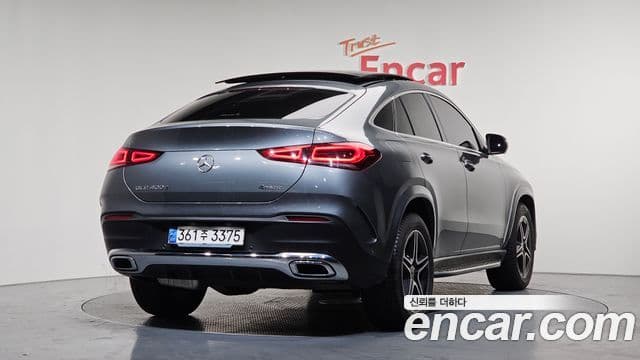 Mercedes-Benz GLE-Class 2021 — ფოტო 2/20