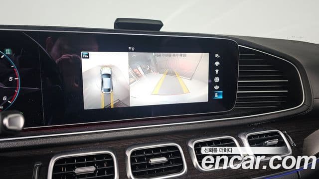 Mercedes-Benz GLE-Class 2021 — ფოტო 15/20
