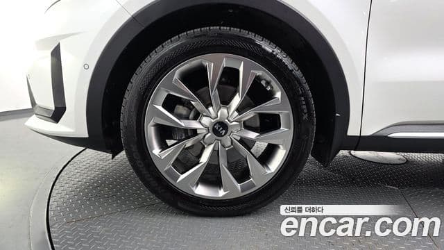 Kia Sorento 2020 — ფოტო 4/20