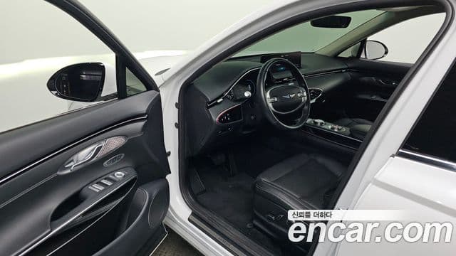 Genesis GV70 2021 — Şəkil 9/20
