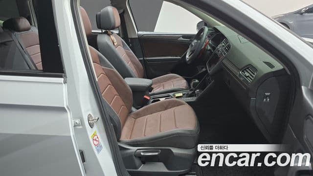 Volkswagen Tiguan Allspace 2023 — фото 10 из 20