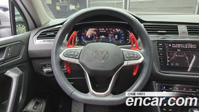 Volkswagen Tiguan Allspace 2023 — фото 13 из 20