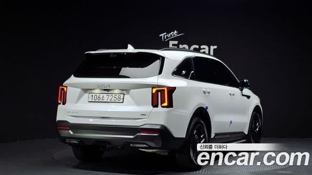 Kia Sorento 2024 — ფოტო 2/20