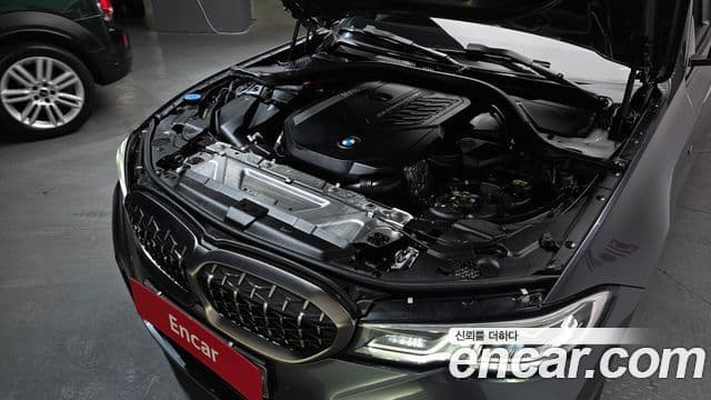 BMW 3 Series 2020 — ფოტო 6/20