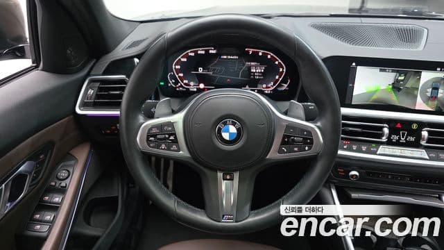 BMW 3 Series 2020 — ფოტო 14/20