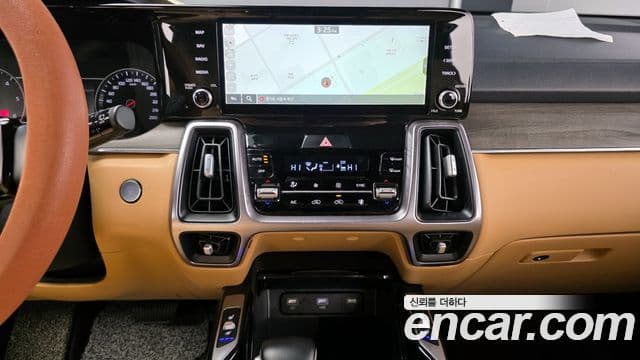 Kia Sorento 2021 — Şəkil 16/20