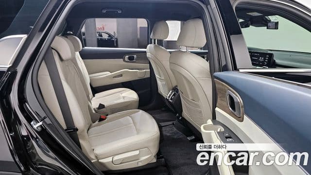 Kia Sorento 2022 — Şəkil 12/20