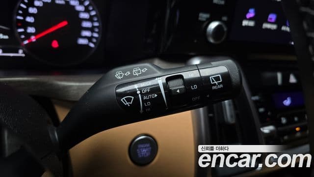 Kia Sorento 2020 — Фото 17/20