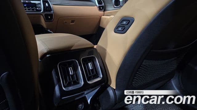 Kia Sorento 2020 — Фото 19/20