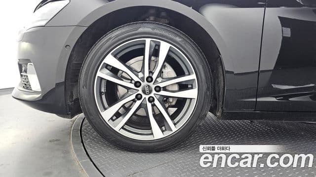 Audi A6 2023 — ფოტო 4/20