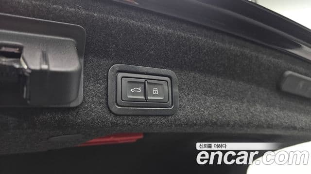 Audi A6 2023 — ფოტო 16/20