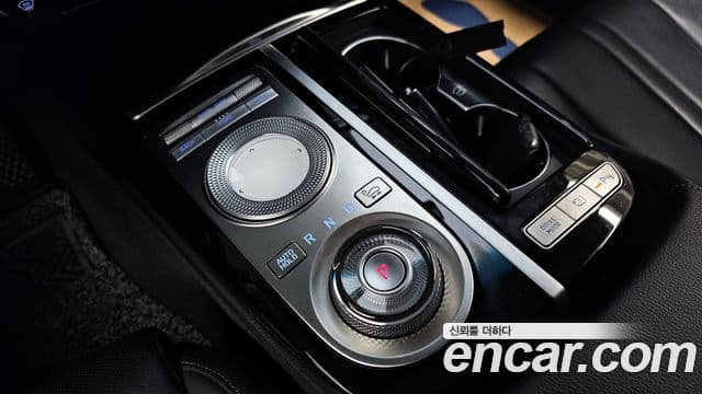 Genesis Electrified G80 2021 — Şəkil 9/20