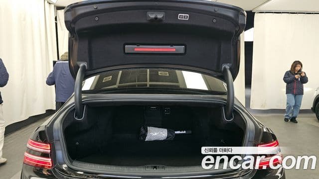 Genesis Electrified G80 2021 — Şəkil 20/20