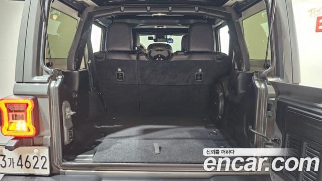 Jeep Wrangler 2019 — ფოტო 20/20