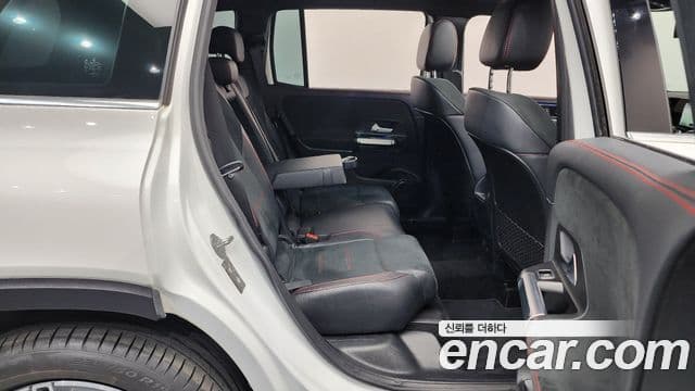 Mercedes-Benz GLB-Class 2021 — Şəkil 12/20