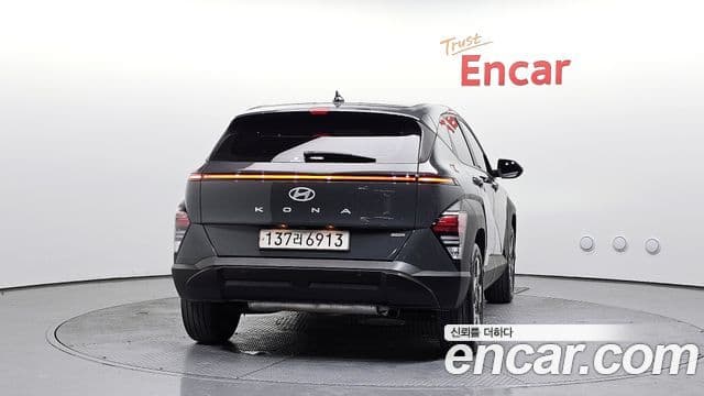Hyundai Kona 2023 — ფოტო 4/20